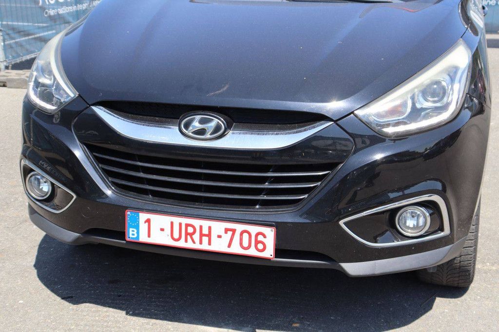 SUV Hyundai Tucson ix35 Petrol 177hp 2015 (Margin)