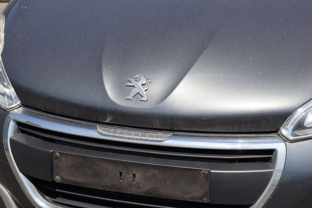 Pkw Peugeot 208 Benzin 82 PS 2015 (Margin)