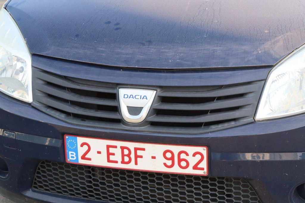 Pkw Dacia Sandero Benzin 75 PS 2010 (Margin)