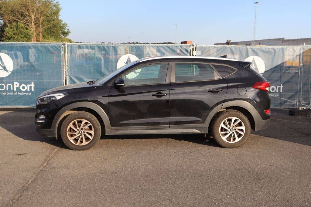 SUV Hyundai Tucson Petrol 132hp 2016 (Margin)