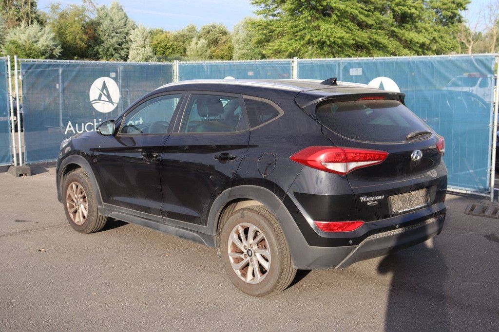 SUV Hyundai Tucson Petrol 132hp 2016 (Margin)