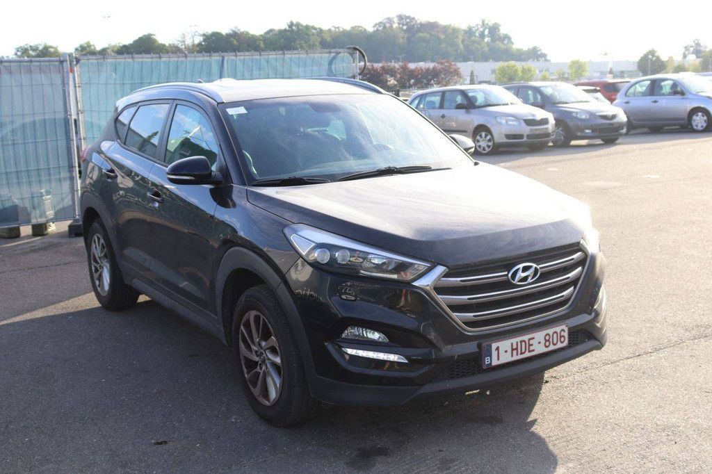 SUV Hyundai Tucson Petrol 132hp 2016 (Margin)