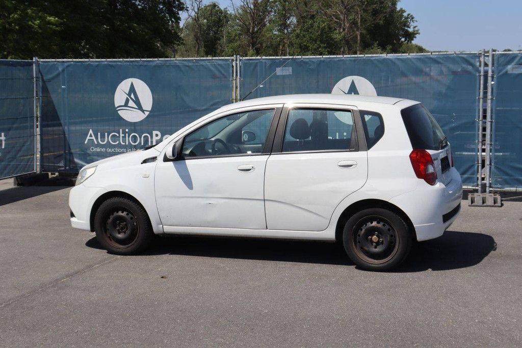 Passenger car Chevrolet Aveo Petrol 101hp 2012 (Margin)