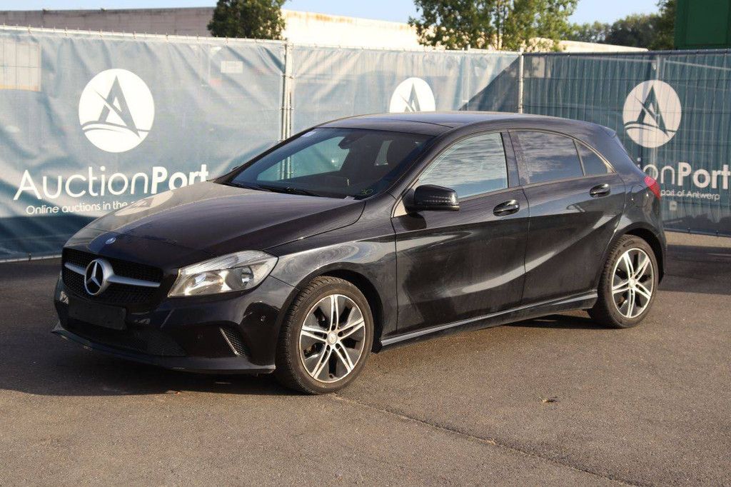 Pkw Mercedes-Benz A160d Diesel 2016 (Marge)