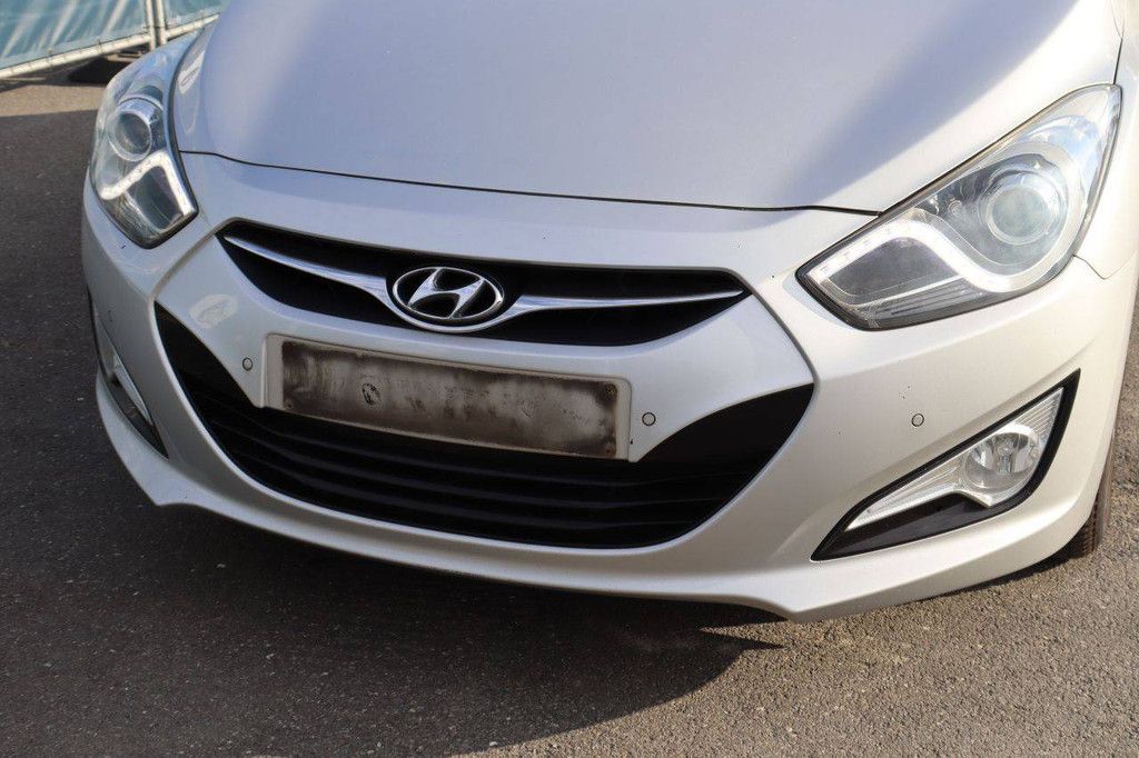 Passenger car Hyundai I40 Diesel 115hp 2012 (Margin)