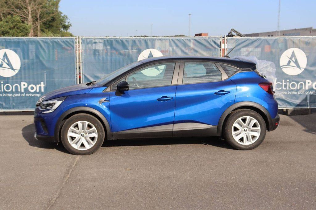Passenger car Renault Captur E-Tech Full Hybrid Petrol 94hp 2023