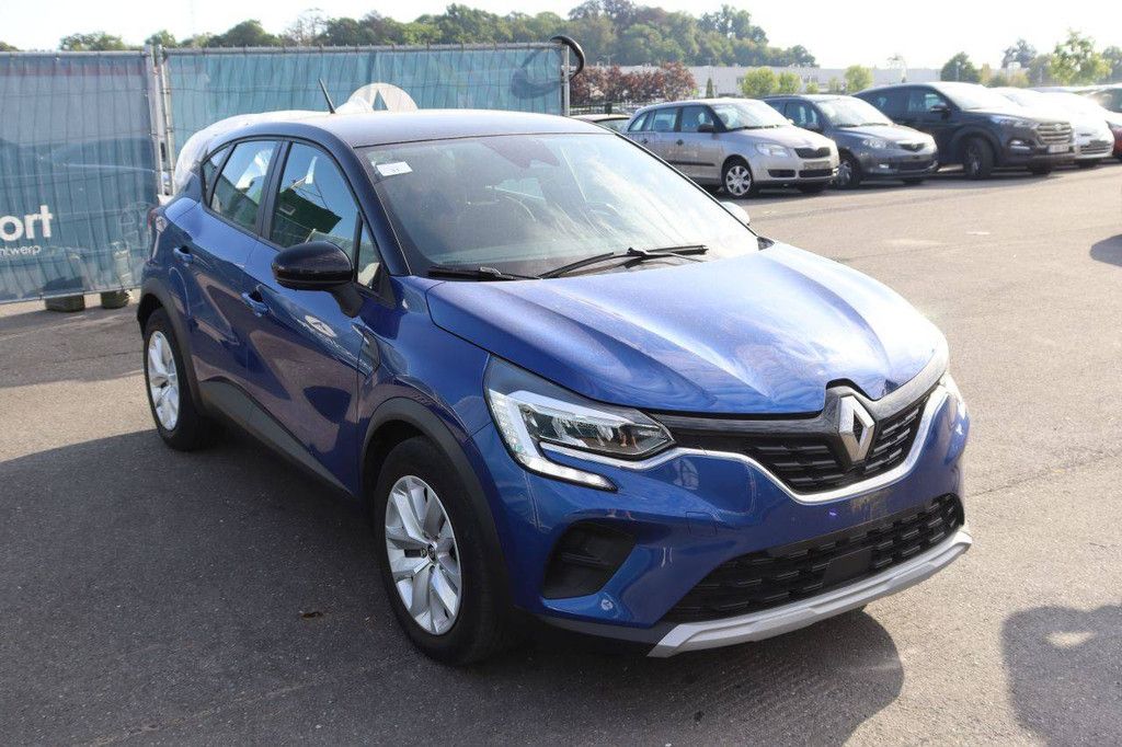 Passenger car Renault Captur E-Tech Full Hybrid Petrol 94hp 2023