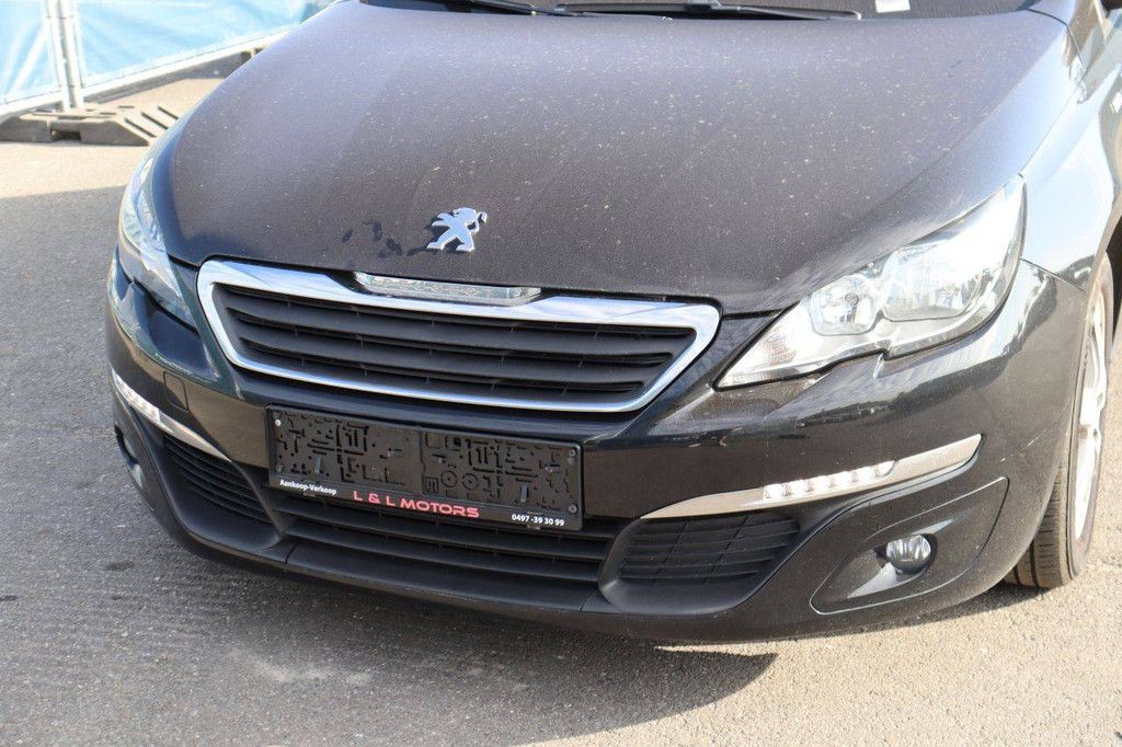 Pkw Peugeot 308 Benzin 82 PS 2017 (Marge)