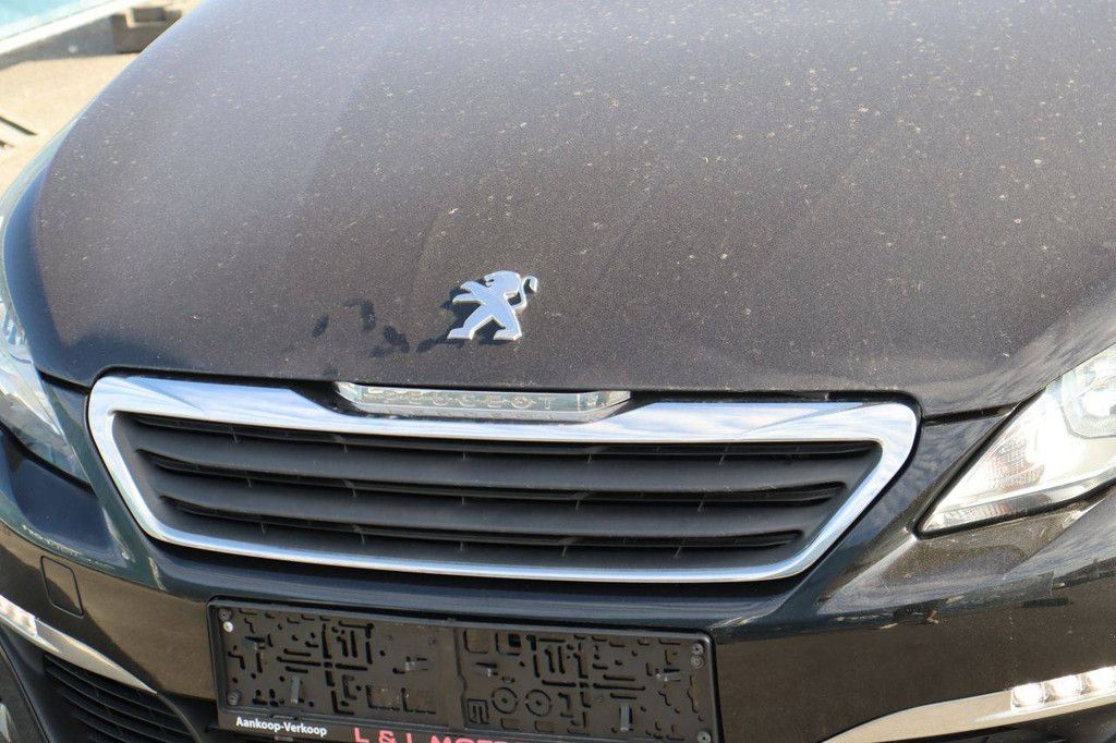 Pkw Peugeot 308 Benzin 82 PS 2017 (Marge)
