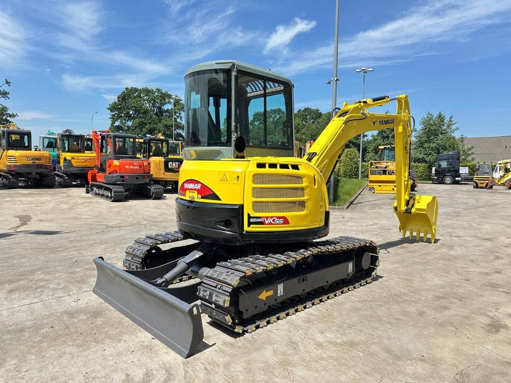 Midi excavator Yanmar VIO40-5B Diesel 2012
