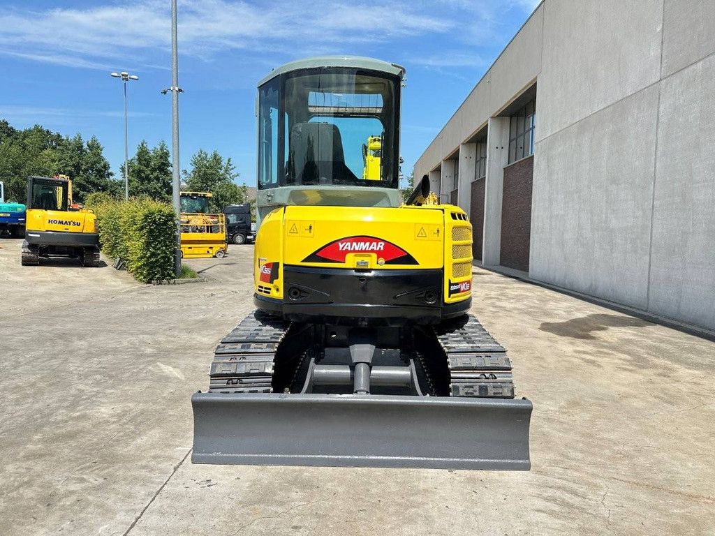 Midi excavator Yanmar VIO40-5B Diesel 2012