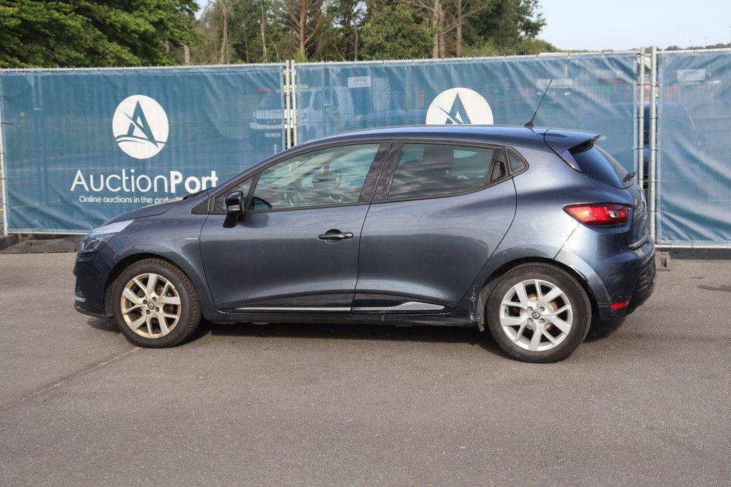 Personenauto Renault Clio Benzine 90pk 2018 (Marge)