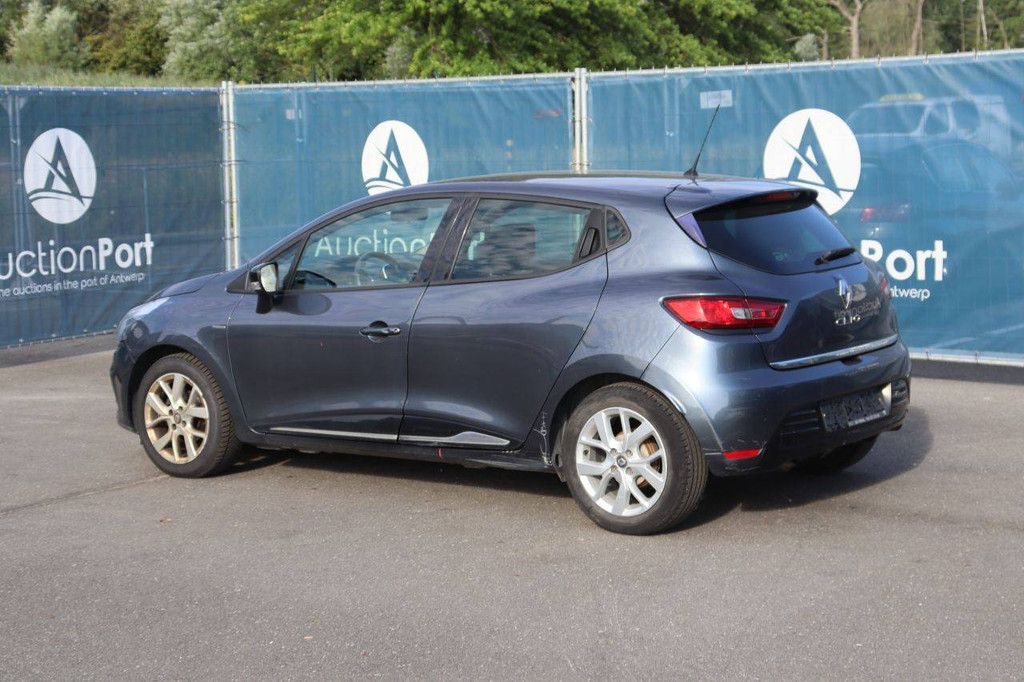 Personenauto Renault Clio Benzine 90pk 2018 (Marge)