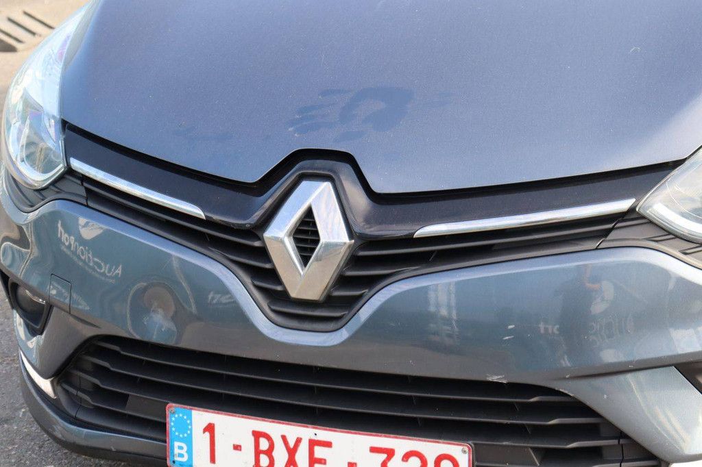 Personenauto Renault Clio Benzine 90pk 2018 (Marge)