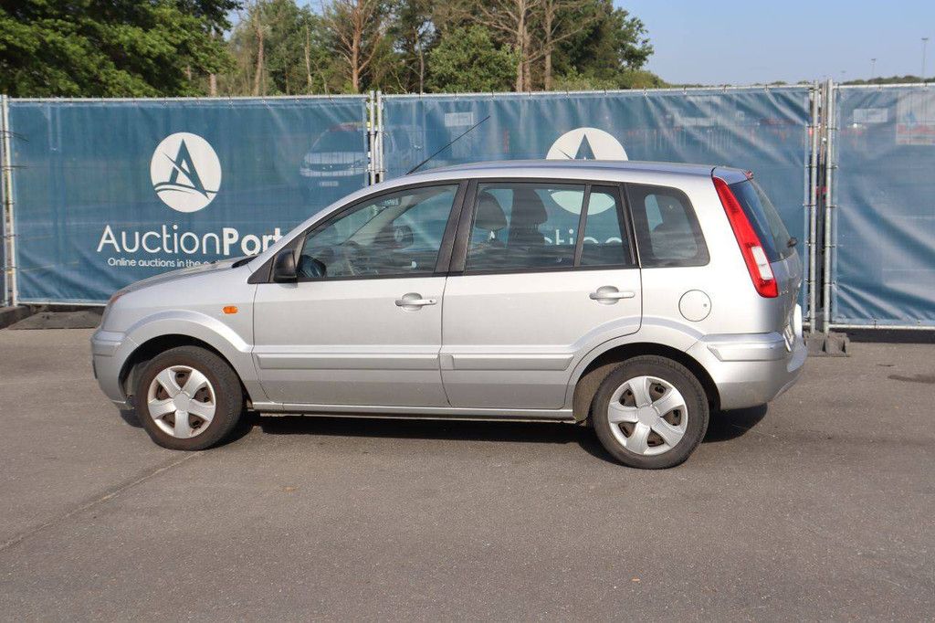 Pkw Ford Fusion Benzin 80 PS 2010 (Margin)