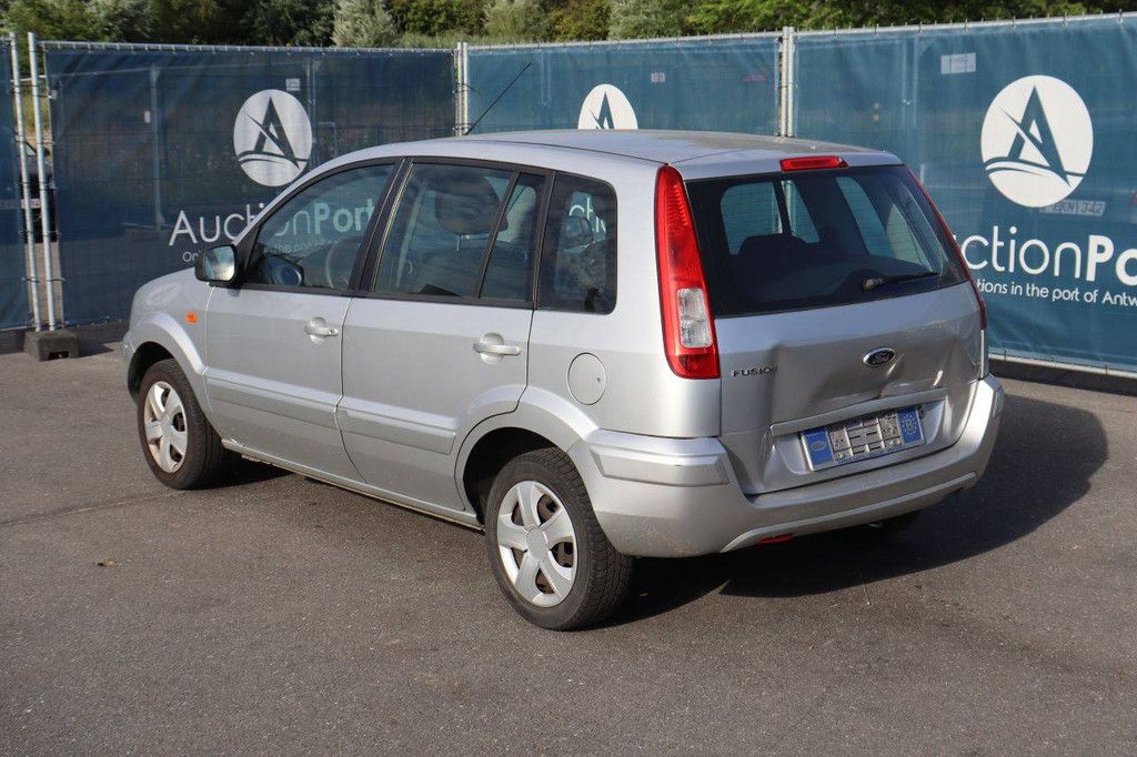 Pkw Ford Fusion Benzin 80 PS 2010 (Margin)