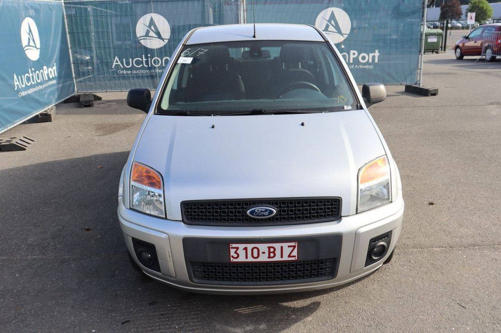 Pkw Ford Fusion Benzin 80 PS 2010 (Margin)