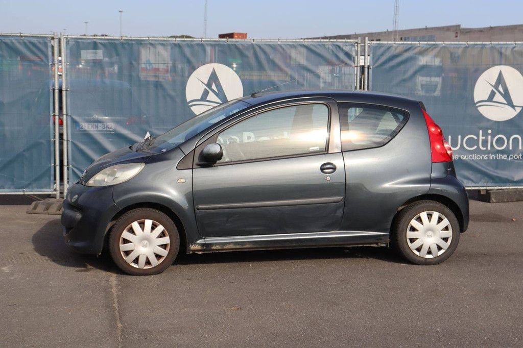 Pkw Peugeot 107 Benzin 68 PS 2008 (Margin)