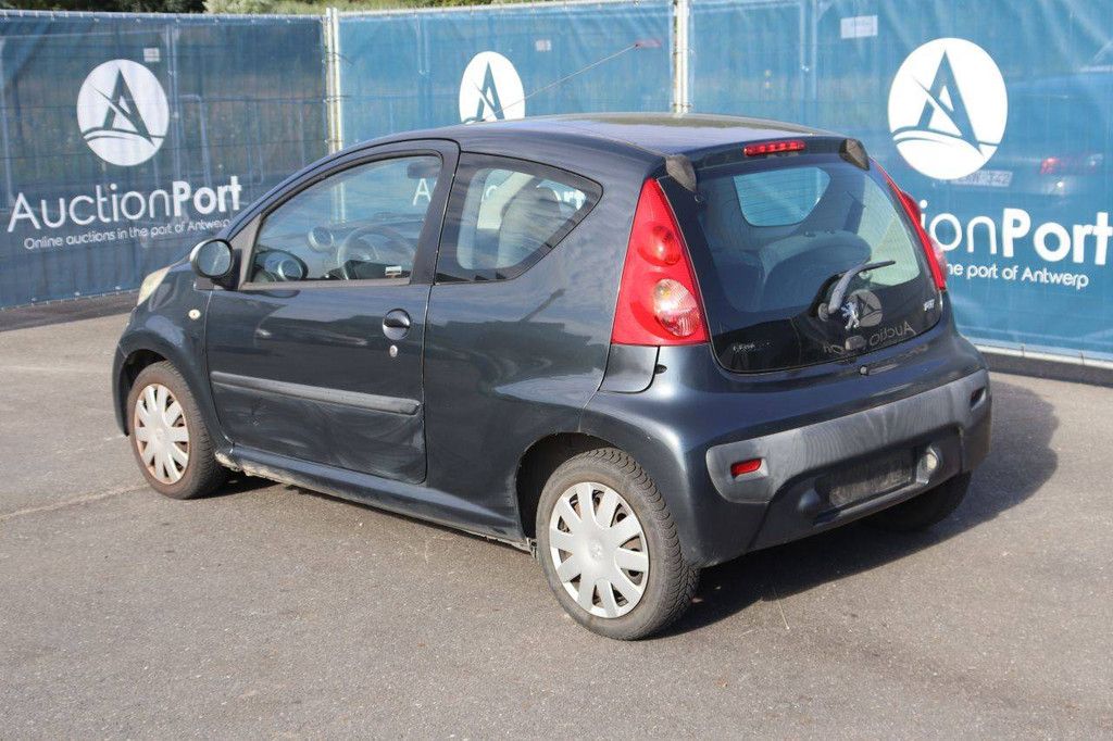 Pkw Peugeot 107 Benzin 68 PS 2008 (Margin)