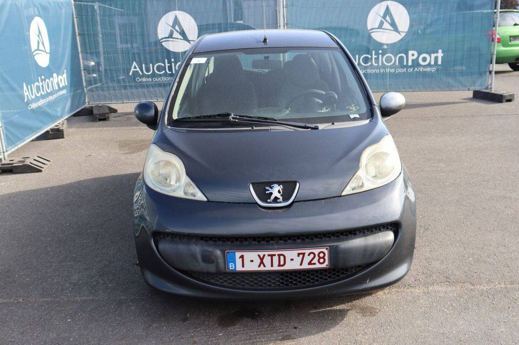 Pkw Peugeot 107 Benzin 68 PS 2008 (Margin)