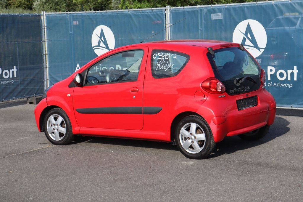 Pkw Toyota Aygo Benzin 68 PS 2006 (Margin)