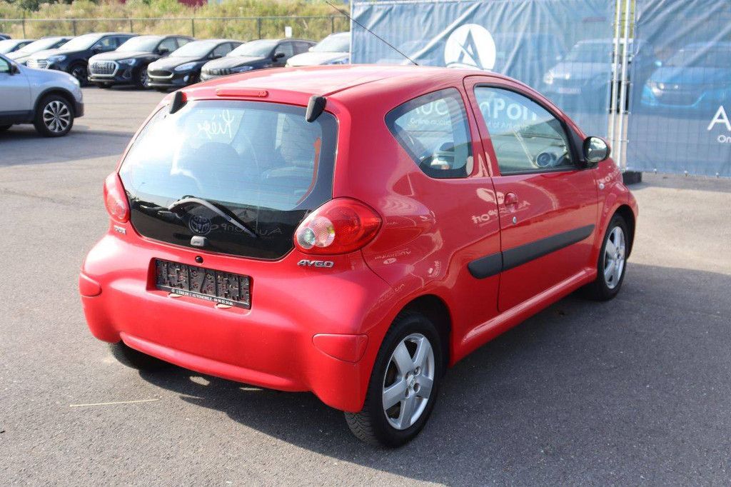 Pkw Toyota Aygo Benzin 68 PS 2006 (Margin)