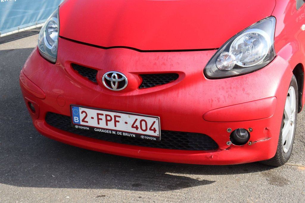Pkw Toyota Aygo Benzin 68 PS 2006 (Margin)