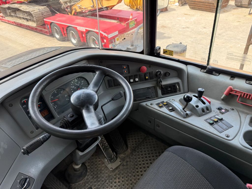 Volvo A25E