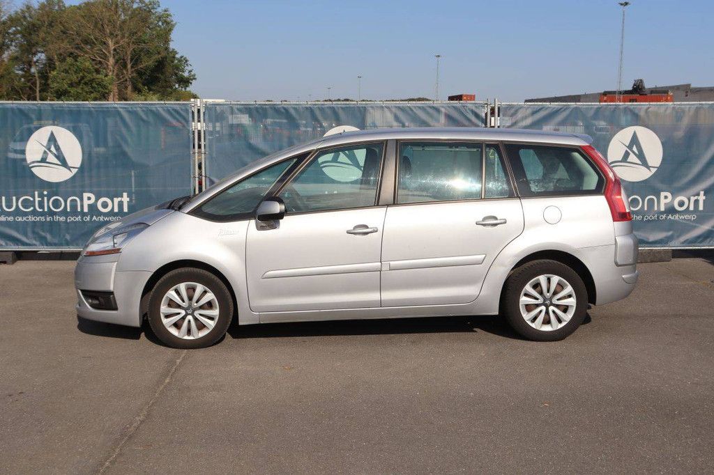 Pkw Citroën Grand C4 Benzin 140 PS 2007 (Margin)