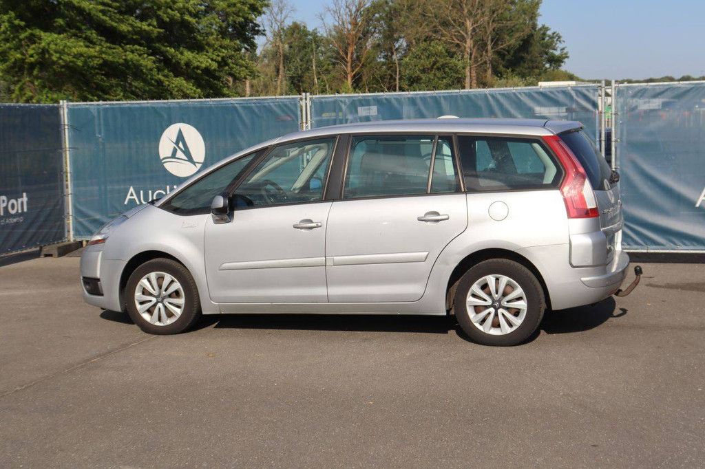 Pkw Citroën Grand C4 Benzin 140 PS 2007 (Margin)