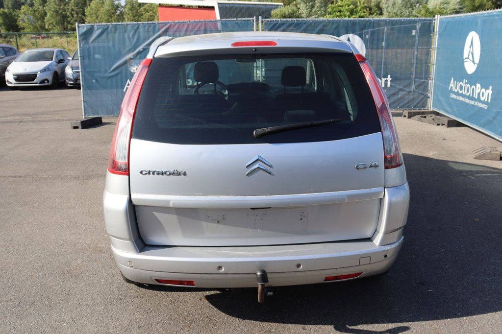 Pkw Citroën Grand C4 Benzin 140 PS 2007 (Margin)