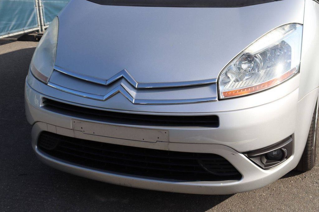 Pkw Citroën Grand C4 Benzin 140 PS 2007 (Margin)