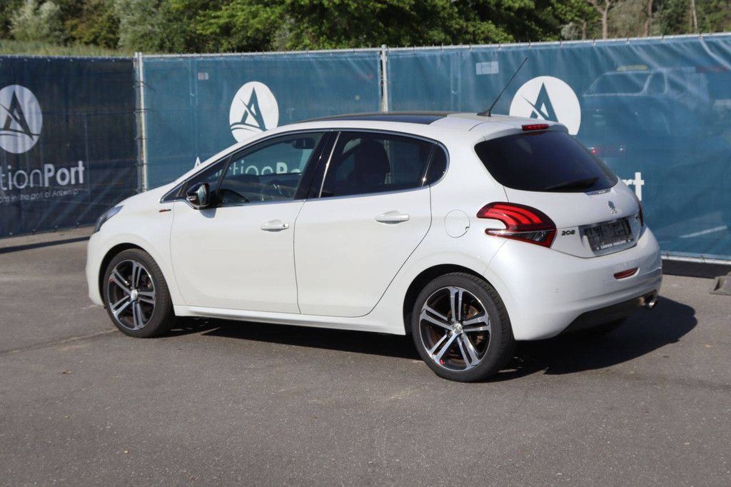 Pkw Peugeot 208 Benzin 110 PS 2016 (Margin)