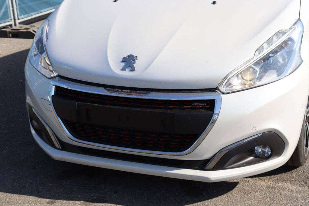 Pkw Peugeot 208 Benzin 110 PS 2016 (Margin)