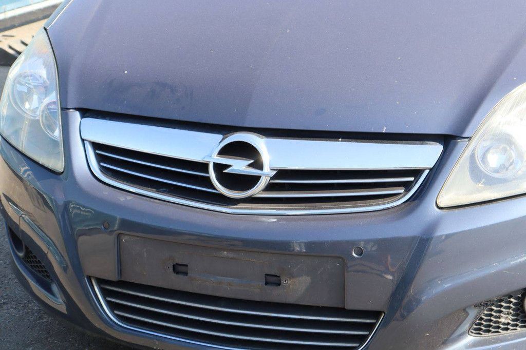 Pkw Opel Zafira Benzin 140 PS 2009 (Marge)