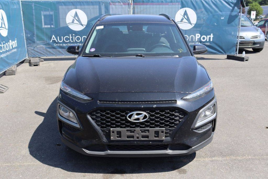 Hyundai Kona Benziner 120 PS Pkw 2019 (Marge)