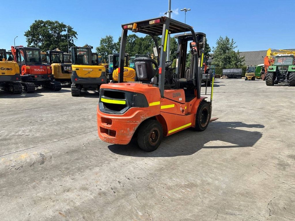 Gabelstapler Clark GTS30D Diesel 2018