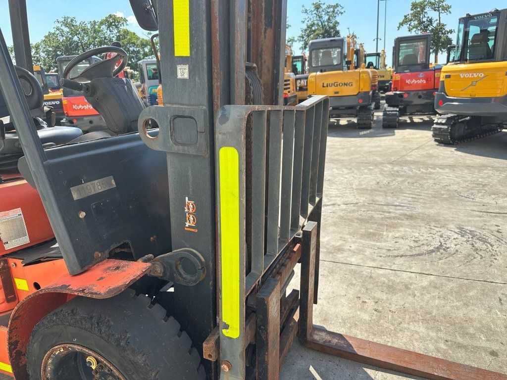 Gabelstapler Clark GTS30D Diesel 2018