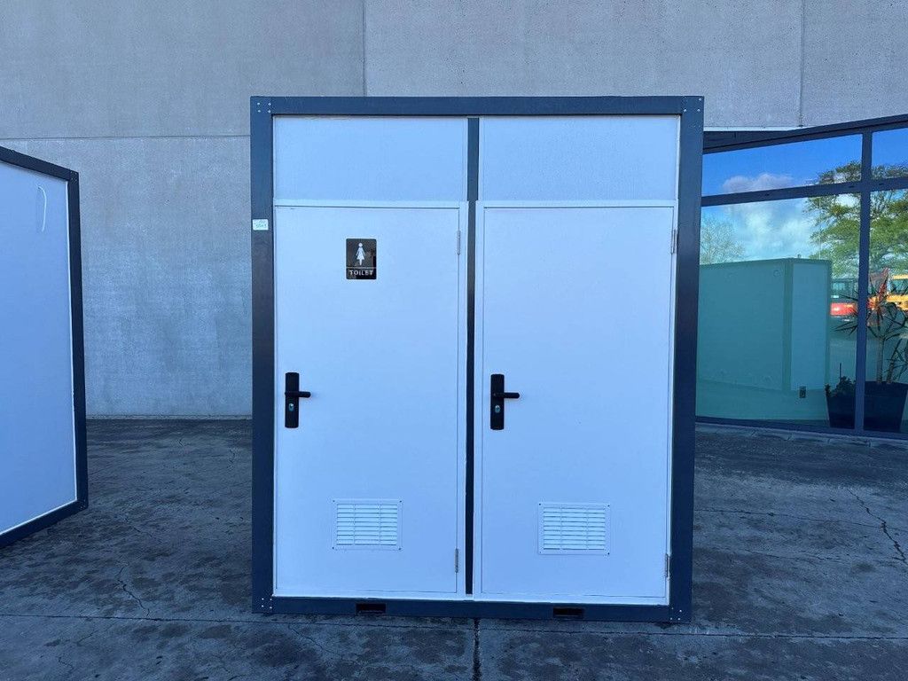 Doppel-Toilettenkabine