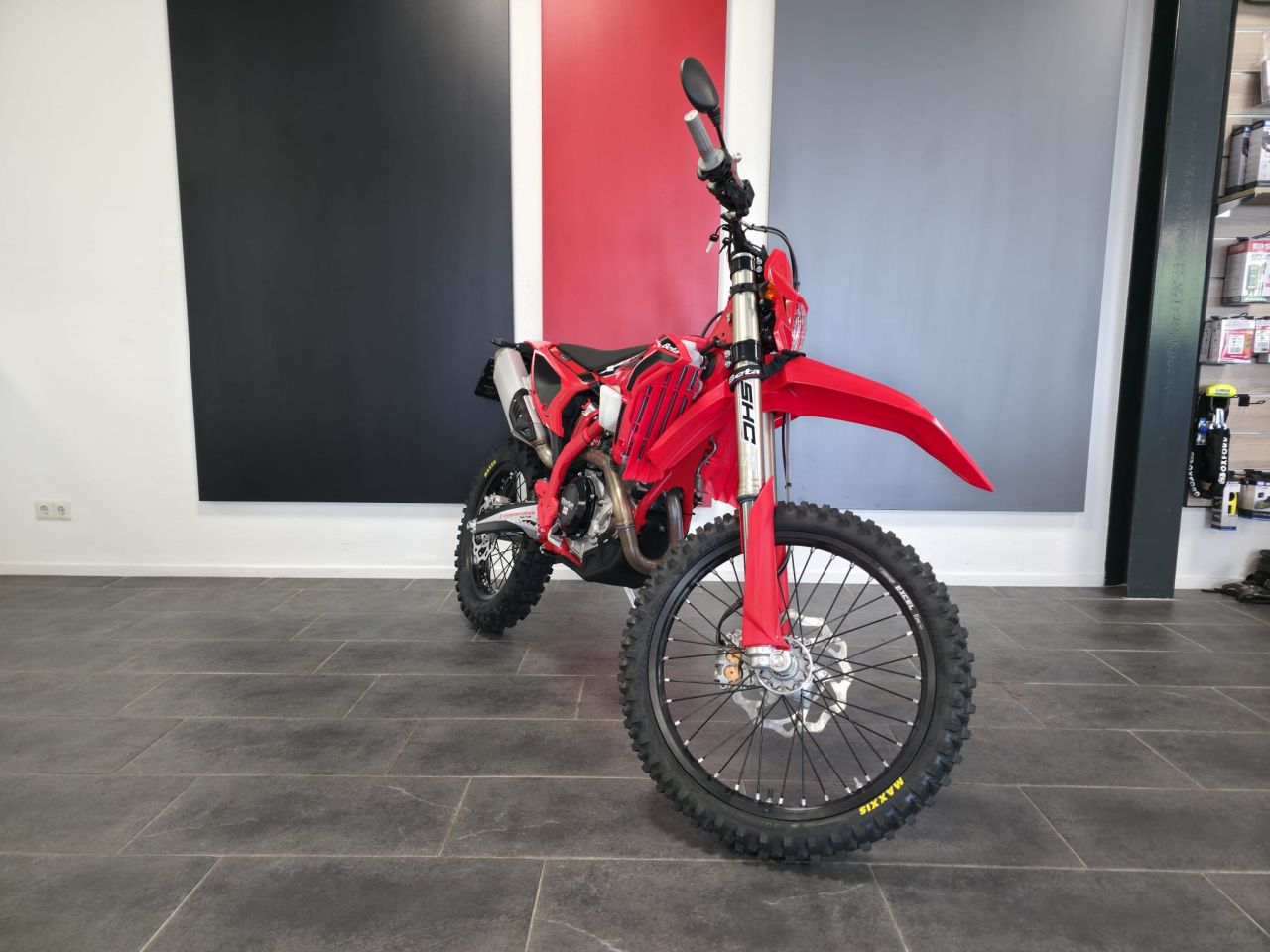 Beta RR 4T 390 X-PRO - MY27 - Nieuw model 2027!
