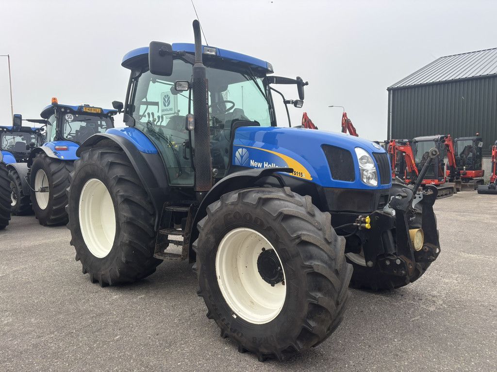 NEW HOLLAND TS115A