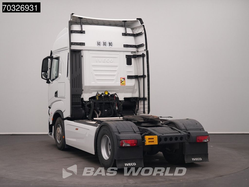 Iveco S-Way 490 4X2 Retarder Full-Air 2x Tanks Standklima ACC Navi