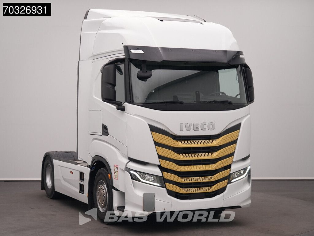 Iveco S-Way 490 4X2 Retarder Full-Air 2x Tanks Standklima ACC Navi
