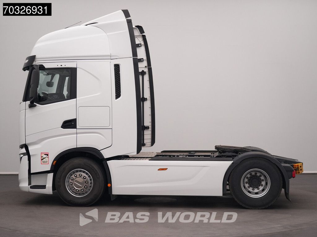 Iveco S-Way 490 4X2 Retarder Full-Air 2x Tanks Standklima ACC Navi