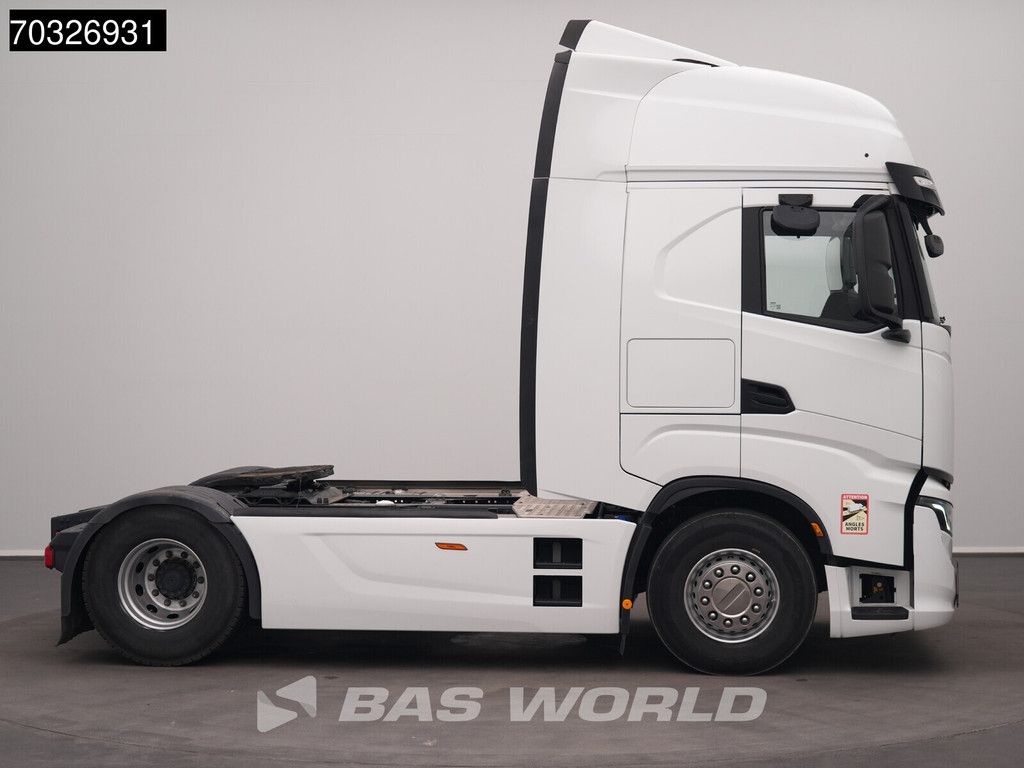 Iveco S-Way 490 4X2 Retarder Full-Air 2x Tanks Standklima ACC Navi