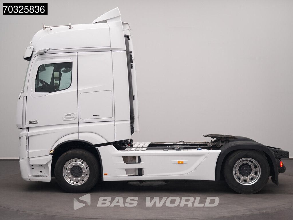 Mercedes Actros 1853 4X2 Driver Extent+ Bigspace Retarder 2xTanks Full-Air Alcoa's Standklima