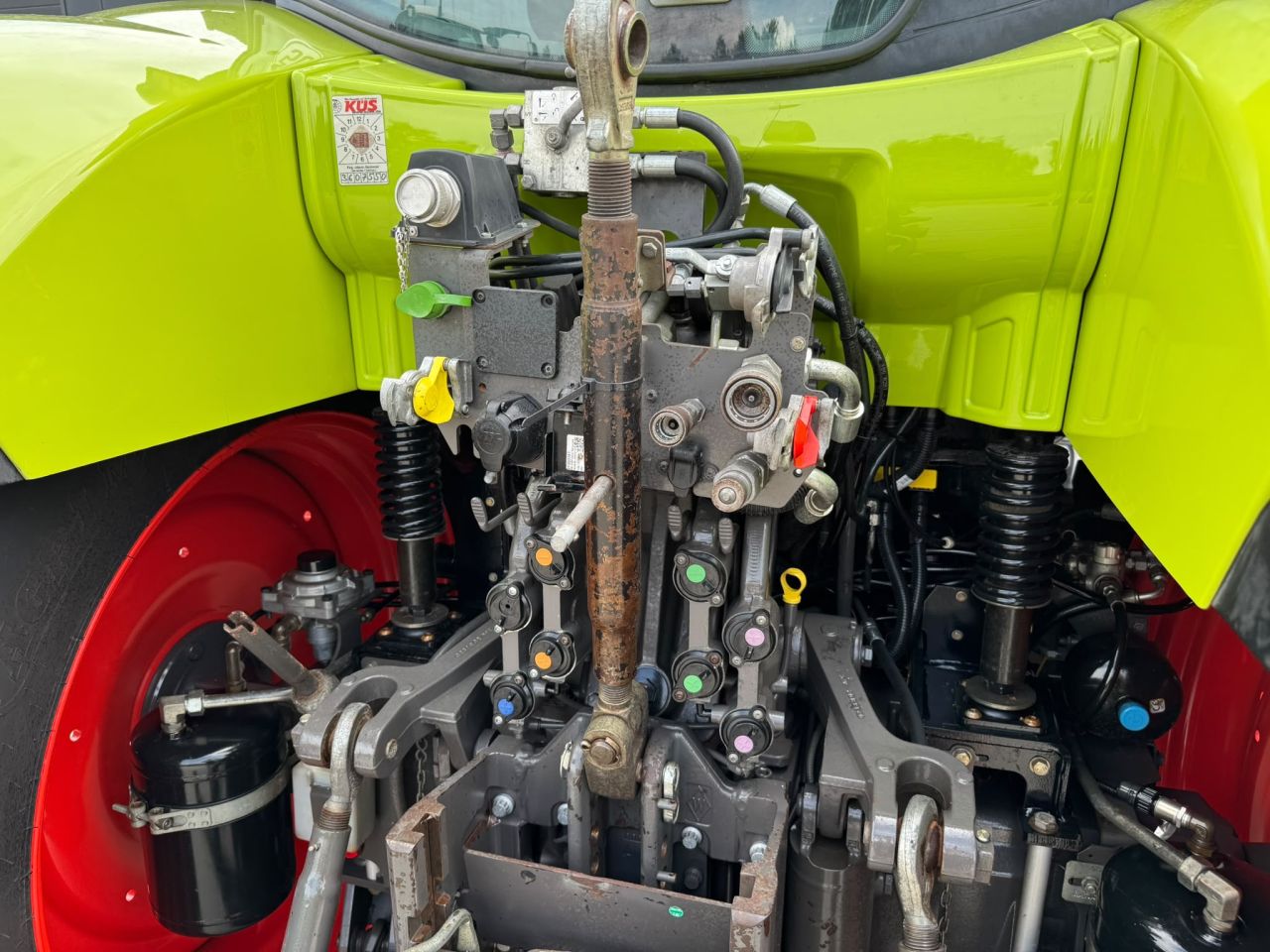 Claas Arion 620