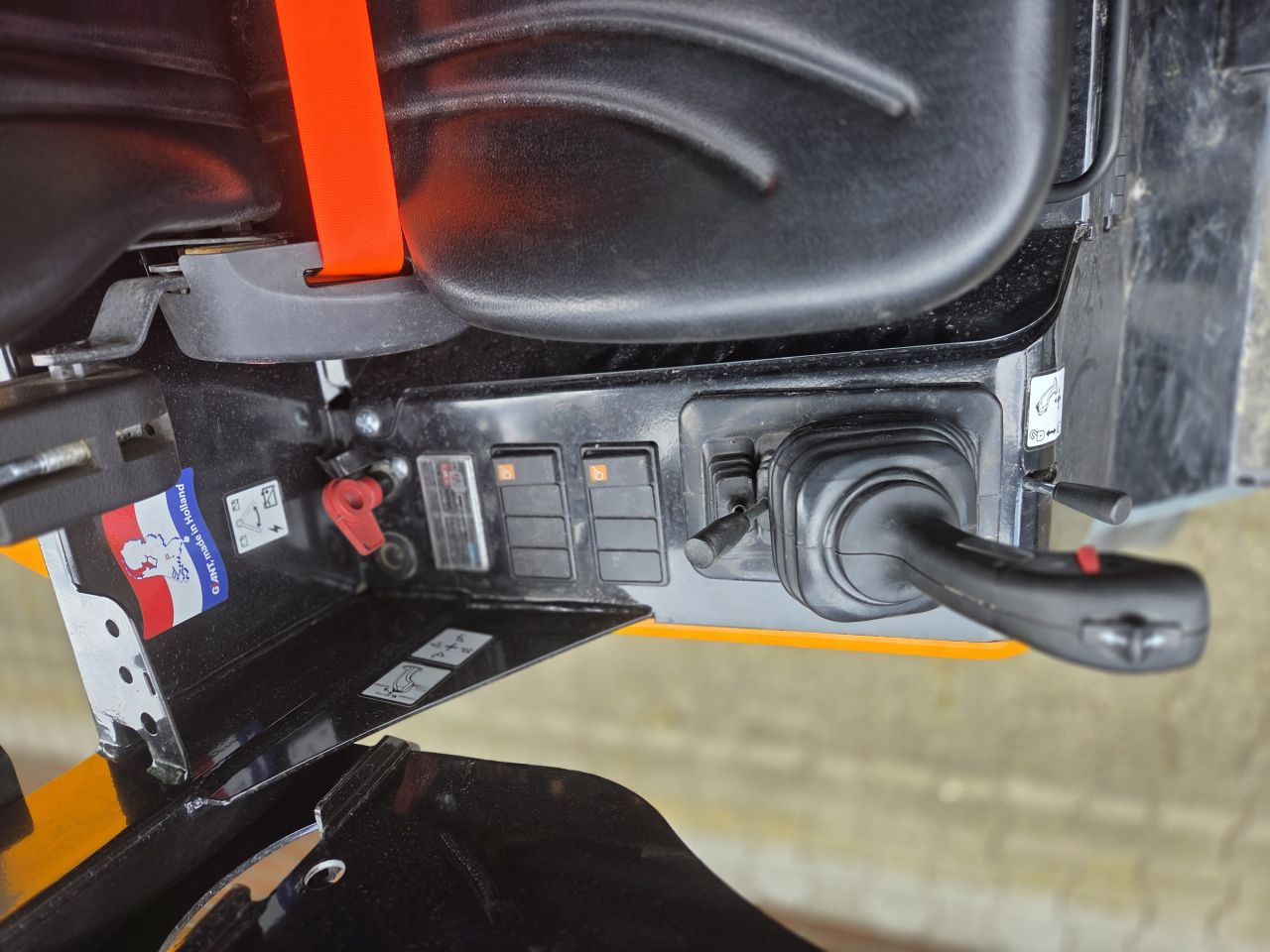 Giant G2500HD met palletvork Euro aansluiting