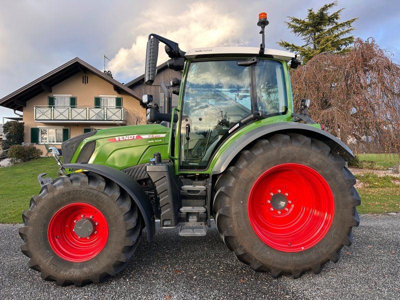 Fendt 314 Profi Plus mit RTK Trimble Section Control Teach in Headland