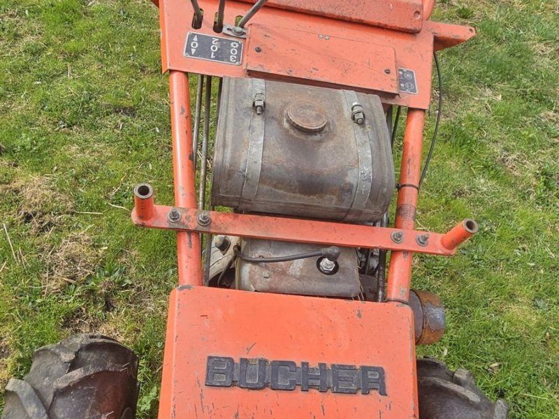 Bucher M500